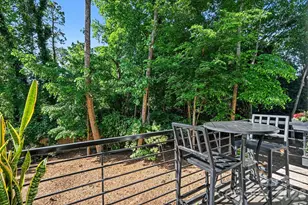 562 W End Dr, Charlotte, NC 28208 - Photo 10