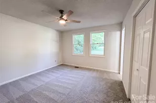 4395 Meadow Ln, Lincolnton, NC 28092 - Photo 10