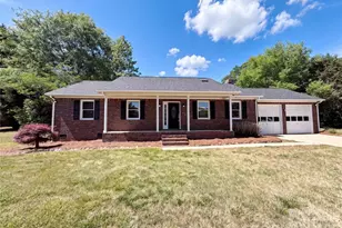 4395 Meadow Ln, Lincolnton, NC 28092 - Photo 16