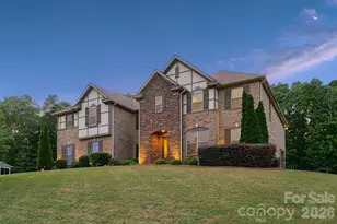 726 Lingfield Ln, Waxhaw, NC 28173 - Photo 6