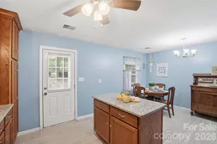 1621 Love Rd, Monroe, NC 28110 - Photo 16