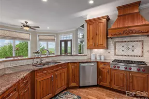 1403 Woodsong Dr, Hendersonville, NC 28791 - Photo 4