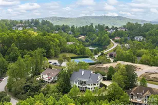 1403 Woodsong Dr, Hendersonville, NC 28791 - Photo 2