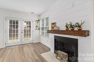 1525 Briar Creek Rd, Charlotte, NC 28205 - Photo 2