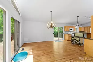 22 Delacy Dr, Hendersonville, NC 28739 - Photo 14