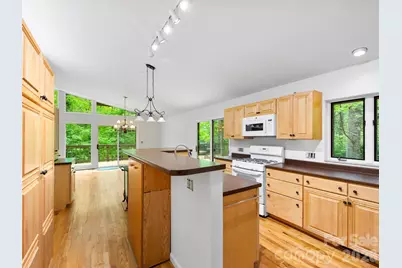22 Delacy Drive, Hendersonville, NC 28739 - Photo 16