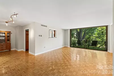1300 Queens Road #402, Charlotte, NC 28207 - Photo 8
