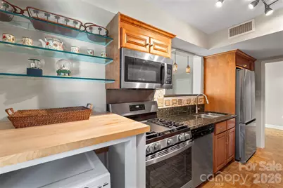 1300 Queens Road #402, Charlotte, NC 28207 - Photo 12