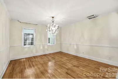 200 Altondale Avenue, Charlotte, NC 28207 - Photo 12