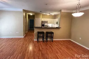 415 Appeldoorn Cir, Asheville, NC 28803 - Photo 2
