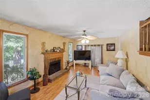 7040 Summer Pl, Charlotte, NC 28213 - Photo 2