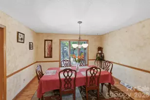 7040 Summer Pl, Charlotte, NC 28213 - Photo 4