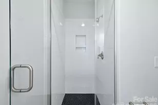 2140 Electric Ln, Charlotte, NC 28205 - Photo 24
