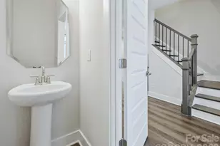 2140 Electric Ln, Charlotte, NC 28205 - Photo 18