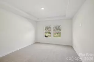 2088 Sunflower Cir, Newton, NC 28658 - Photo 10