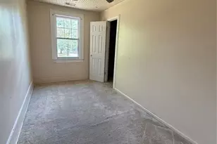 1101 E Pine St, Lincolnton, NC 28092 - Photo 10