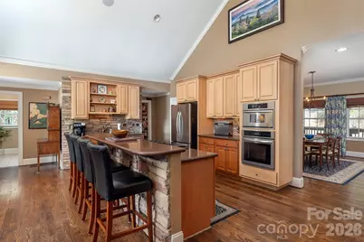 172 Sunny Ridge Road, Hendersonville, NC 28739 - Photo 14