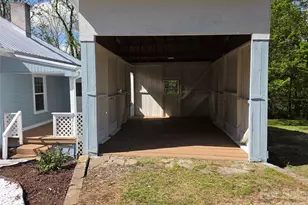 267 Beaverdam St, Canton, NC 28716 - Photo 20