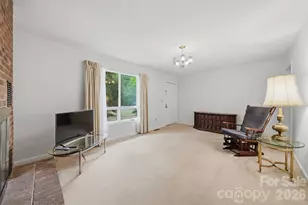 9197 Apache Dr, Hickory, NC 28601 - Photo 4