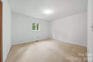 9197 Apache Dr, Hickory, NC 28601 - Photo 14