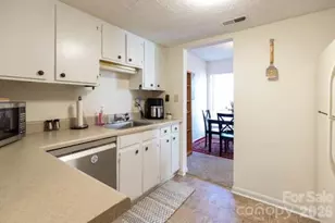 1050 21st Ave Ave NW, Hickory, NC 28604 - Photo 12