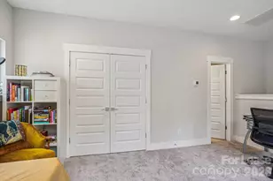 2242 Electric Ln, Charlotte, NC 28205 - Photo 36