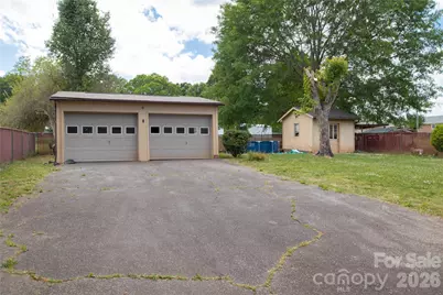 100 Woodward Avenue, Morganton, NC 28655 - Photo 12