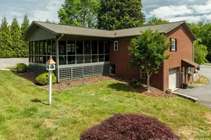 1818 Hickory Blvd SW, Lenoir, NC 28645 - Photo 8