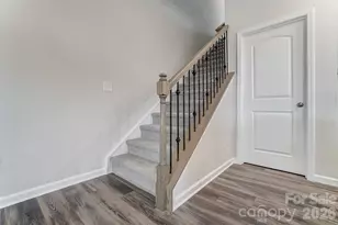 3812 Cheyney Park Dr, Charlotte, NC 28269 - Photo 22
