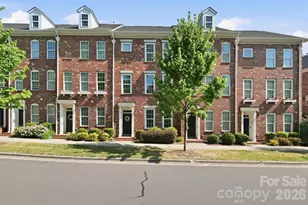 9122 Oban Passage Dr, Charlotte, NC 28273 - Photo 2