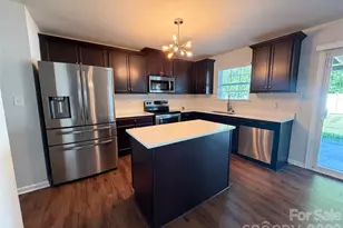 3915 Frank Vance Rd, Charlotte, NC 28216 - Photo 2
