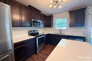 3915 Frank Vance Rd, Charlotte, NC 28216 - Photo 8