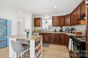 5 Terrace Ct, Asheville, NC 28804 - Photo 10