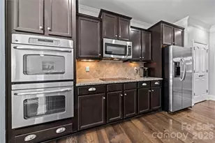 3249 Elyse Manor Ct, Charlotte, NC 28214 - Photo 8