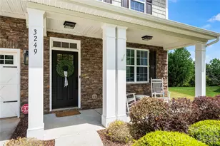 3249 Elyse Manor Ct, Charlotte, NC 28214 - Photo 2