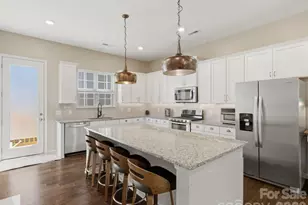 9812 Ainslie Downs St, Charlotte, NC 28273 - Photo 10