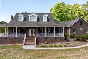 7008 Peyronel St, Connelly Springs, NC 28612 - Photo 4