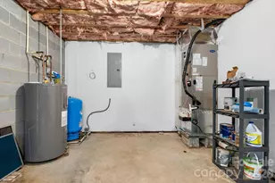 7008 Peyronel St, Connelly Springs, NC 28612 - Photo 32
