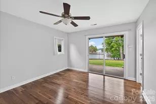 14527 Waterside Dr, Charlotte, NC 28278 - Photo 12
