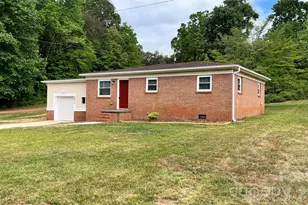 2470 Fire Department St, Newton, NC 28658 - Photo 22