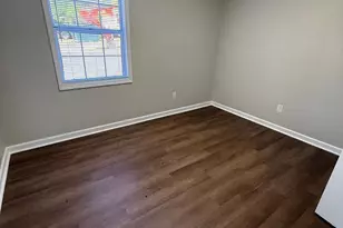 454 8th Ave NE, Hickory, NC 28602 - Photo 4
