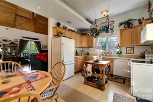 54 Barnwood Wy, Whittier, NC 28789 - Photo 6