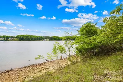 272 S Harbor Watch Drive, Statesville, NC 28677 - Photo 6