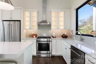 610 Storybook Villas Trl, Asheville, NC 28804 - Photo 22