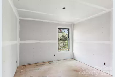 124 N Main Street, Mars Hill, NC 28754 - Photo 12