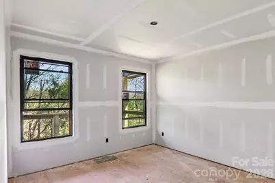 124 N Main Street, Mars Hill, NC 28754 - Photo 10