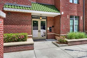2810 Selwyn Ave, Charlotte, NC 28209 - Photo 2