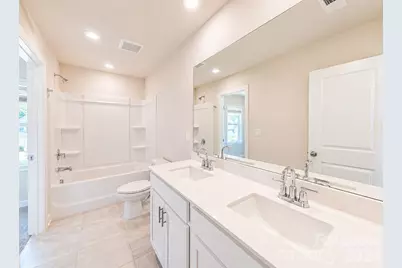 5030 Kellaher Place, Charlotte, NC 28216 - Photo 8