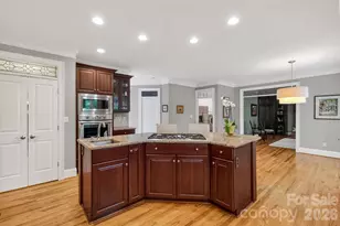 20001 Callaway Hills Ln, Davidson, NC 28036 - Photo 14