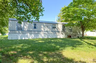 142 & 146 Delaware Rd, Statesville, NC 28625 - Photo 2